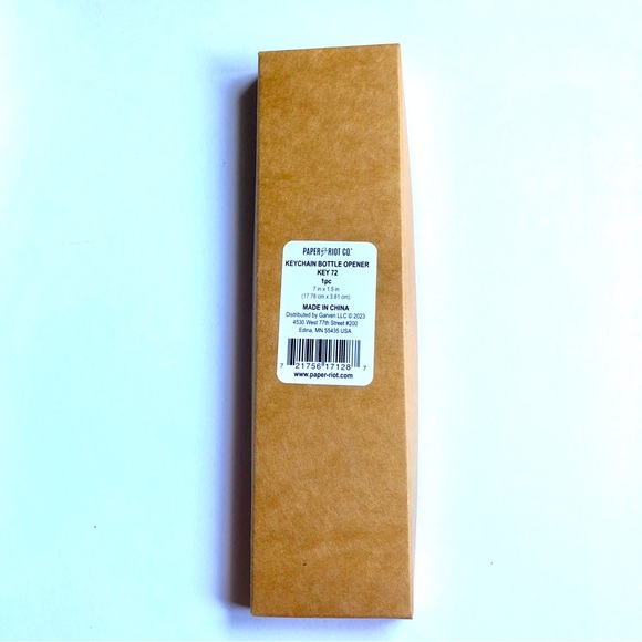 3/$15 NEW KEY CHAIN BOTTLE OPENER Adventure Awaits PAPER RIOT Green Men’s UNISEX - Picture 4 of 13